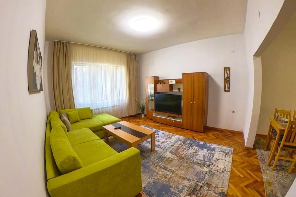 The Green Apartment In The Heart Of Old Sofia 1Bdr Exterior foto